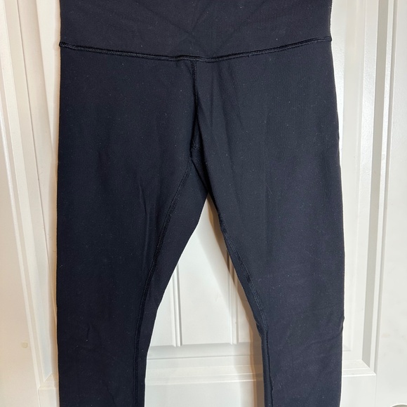 Lululemon Crop Leggings - Picture 3 of 6